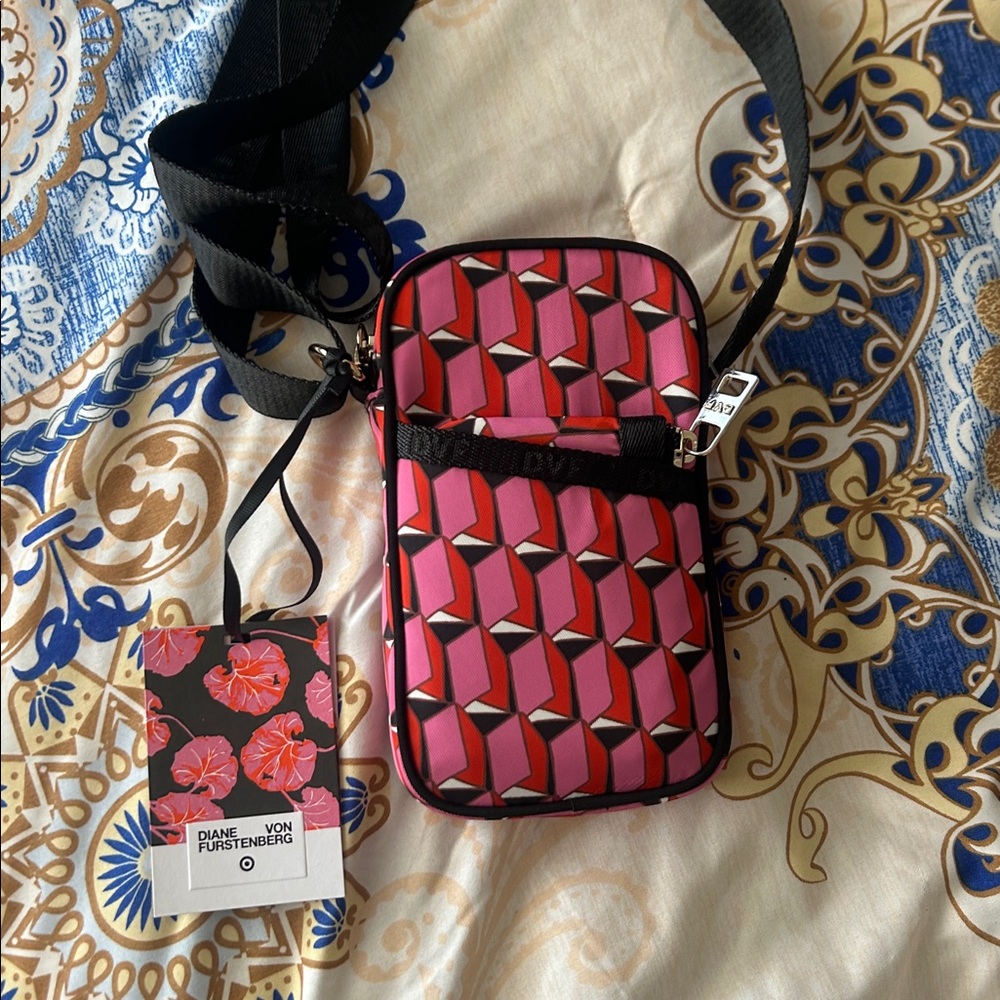 NWT DVF X Target Cell Phone Bag